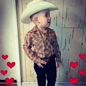 Meet your Posher, Francisca